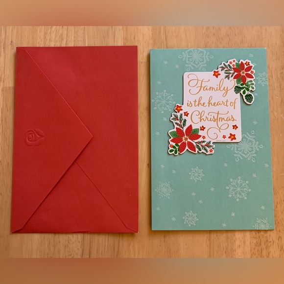 ⭐️BOGO // Christmas Card (Family is the Heart of Christmas) - Picture 4 of 7